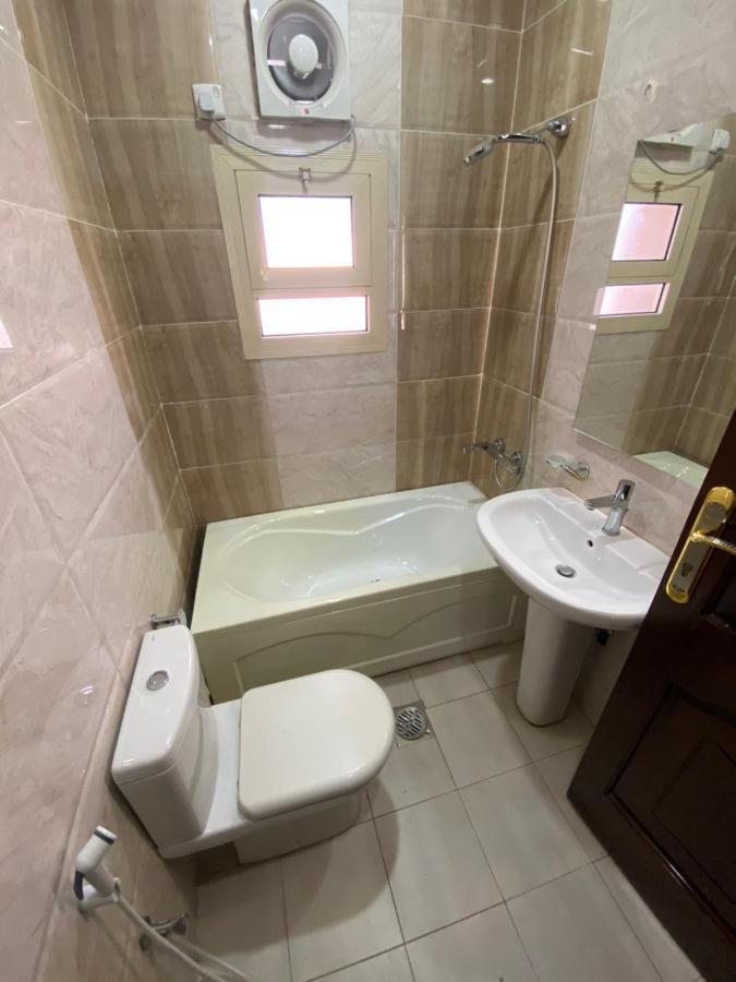 Al Diyafah Apts Medina Esterno foto