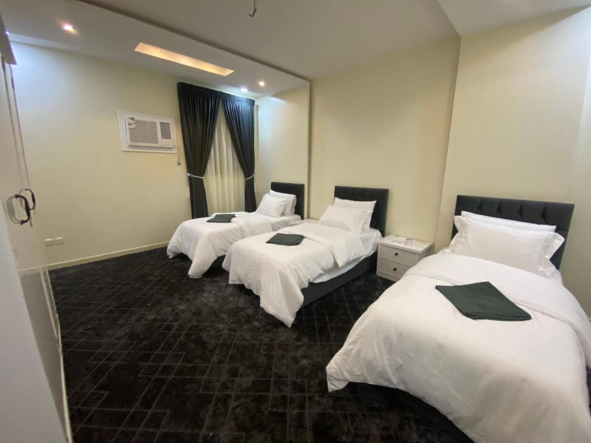 Al Diyafah Apts Medina Esterno foto
