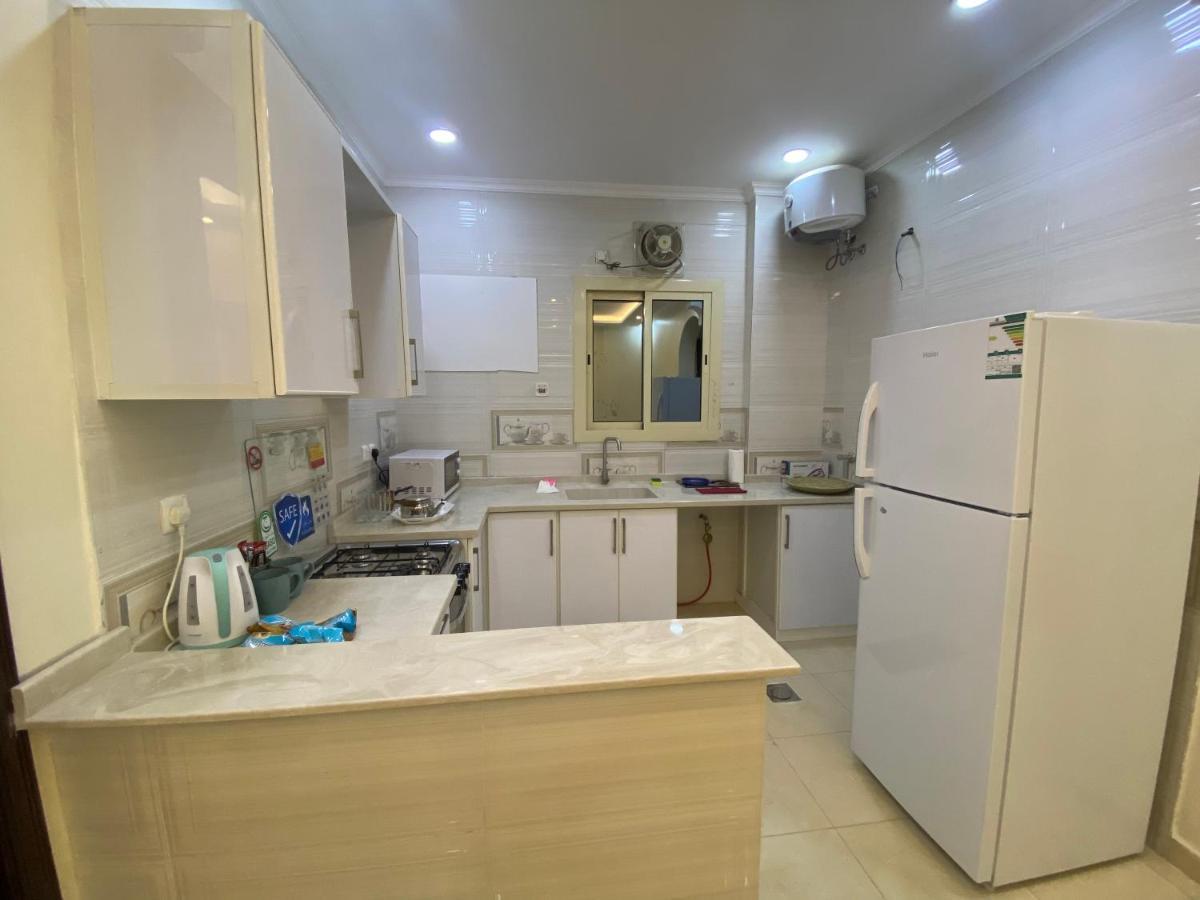 Al Diyafah Apts Medina Esterno foto