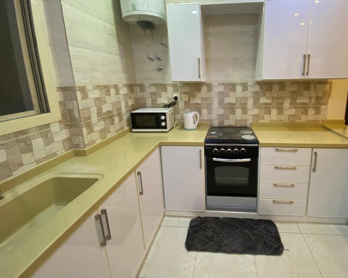 Al Diyafah Apts Medina Esterno foto