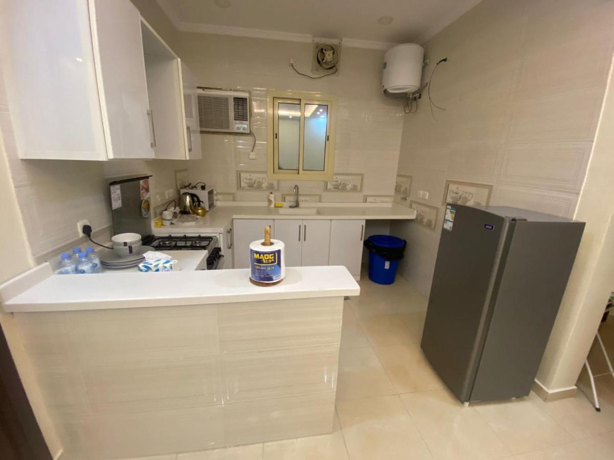 Al Diyafah Apts Medina Esterno foto
