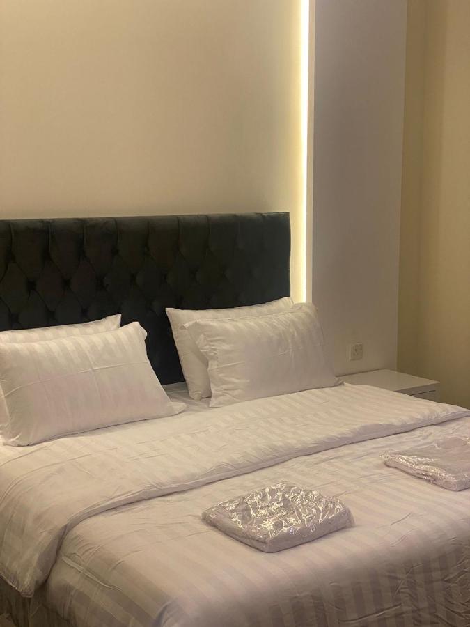 Al Diyafah Apts Medina Esterno foto