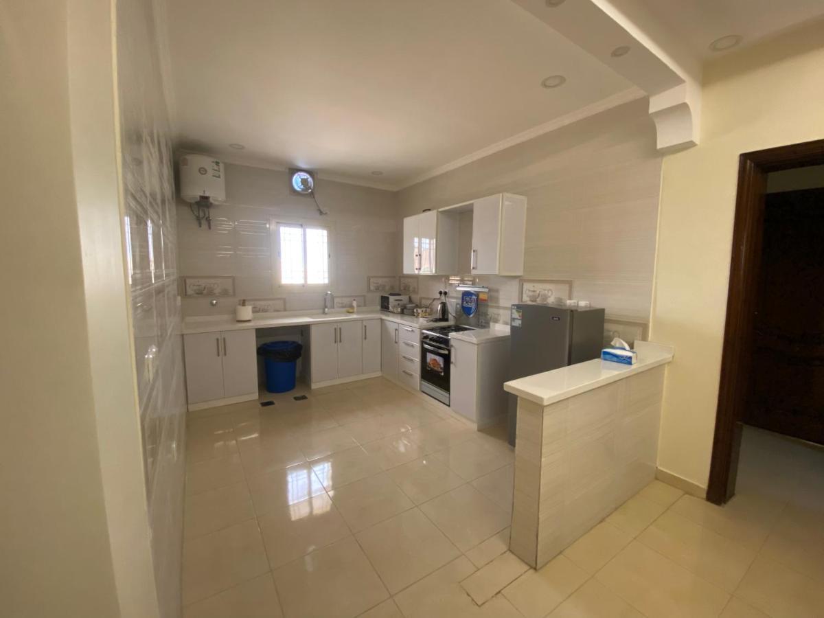 Al Diyafah Apts Medina Esterno foto